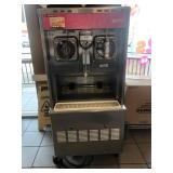 TAYLOR 2 FLAVOR FROZEN DRINK MACHINE WITH BLENDER