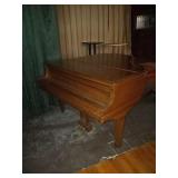 JAMES & HOLMSTROM PIANO