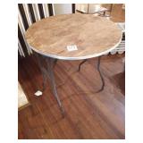 ROUND FOLDING TABLE 24"