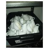 LOT GRAVY BOATS