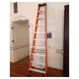 WERNER LADDER 10 FT