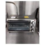 BLACK & DECKER TOASTER OVEN