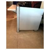 CHECK OUT 78" X 41-12"