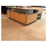 ISLAND COUNTER WITH DISPLAY 80" X 48"