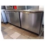 TRAULSEN 6 FT SELF CONTAINED REFRIGERATED LOWBOY