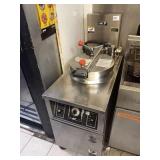 BKI ELECTRIC CHICKEN PRESSURE FRYER