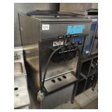 ELECTRO FREEZE 2 FLAVOR TWIST SOFT SERVE & FRO-YO