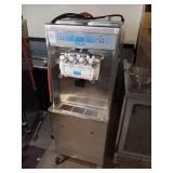 TAYLOR 2 FLAVOR TWIST SOFT SERVE & FRO-YO MACHINE