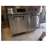 TRUE 4 FT SELF CONTAINED REFRIGERATED LOWBOY