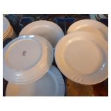 ONEIDA BRIANA 10-3/4" FINE PORCELAIN DINNER PLATES