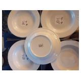 ONEIDA BRIANA 9-1/4" FINE PORCELAIN SOUP BOWLS