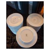 ONEIDA BRIANA 9" FINE PORCELAIN PLATES
