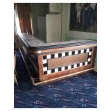 L-SHAPED BAR WITH BRASS FRONT RAIL 151" X 81"