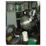 UNIMAC WASHER - NEEDS REPAIR