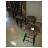 SMALL WOODEN BACKLESS STOOLS