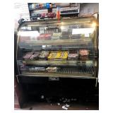 LEADER 4 FT CURVED GLASS SELF CONTAINED CASE