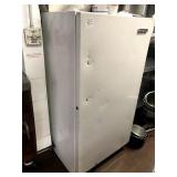 WHITE WESTINGHOUSE FREEZER