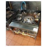 GAS CANDY STOVE 21" X 25" X 21"
