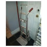 HAND TRUCK
