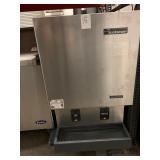 SCOTSMAN ICE & WATER DISPENSER MDT5N25A-1H