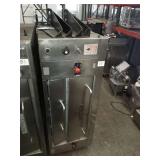 BAKERS PRIDE 4 PIE GAS PIZZA OVEN - NO STONES