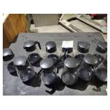 PLASTRIC SYRUP POURERS