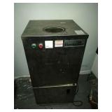 THE GRASSHOPPER GLASS BOTTLE CRUSHER 952