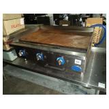 GLOBE 3 FT GAS FLAT GRILL MODEL GG36G