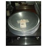 LOT OF 32 PIZZA TRAYS 15"