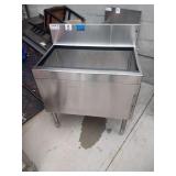 GLASTENDER SS ICE BIN 30" X 19"