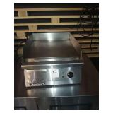 ELECTRIC FLAT GRILL 16" X 20"