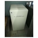 DAEWOO SELF CONTAINED HOUSEHOLD REFRIGERATOR