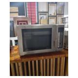 AMANA MICROWAVE MODEL RFS12SW2B