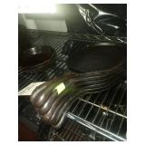 CAST IRON OVAL SKILLETS