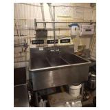 3 COMPARTMENT SINK 40" X 24"