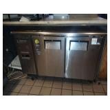 EVEREST 4 FT SELF CONTAINED REFRIGERATED LOWBOY