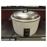 WINCO ELECTRIC RICE COOKER RC-P300
