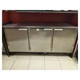 LEADER 6 FT REMOTE LOWBOY WITH COMPRESSOR