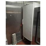 DIAMOND UPRIGHT FREEZER - 27" X 32" X 77" TALL