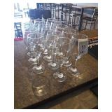 LOT OF 15 WINE GLASSES