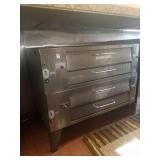 BAKERS PRIDE Y-600 SIX PIE GAS PIZZA OVENS