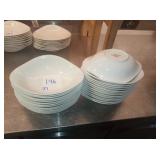 VILLEROY & BOSCH 10-1/2" PLATES