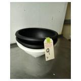 LOT OF 3 PLASTIC BOWLS