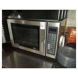 AMANA COMMERCIAL MICROWAVE