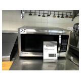 MAGIC CHEF MICROWAVE