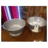 LARGE STRAINERS