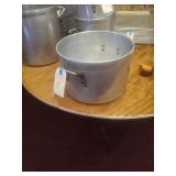 POT 15" DIA 10" TALL