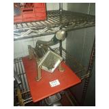 FRENCH FRY CUTTER