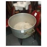 LARGE POT 21" DIA 11" TALL