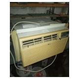 LG AC UNIT 8000 BTU